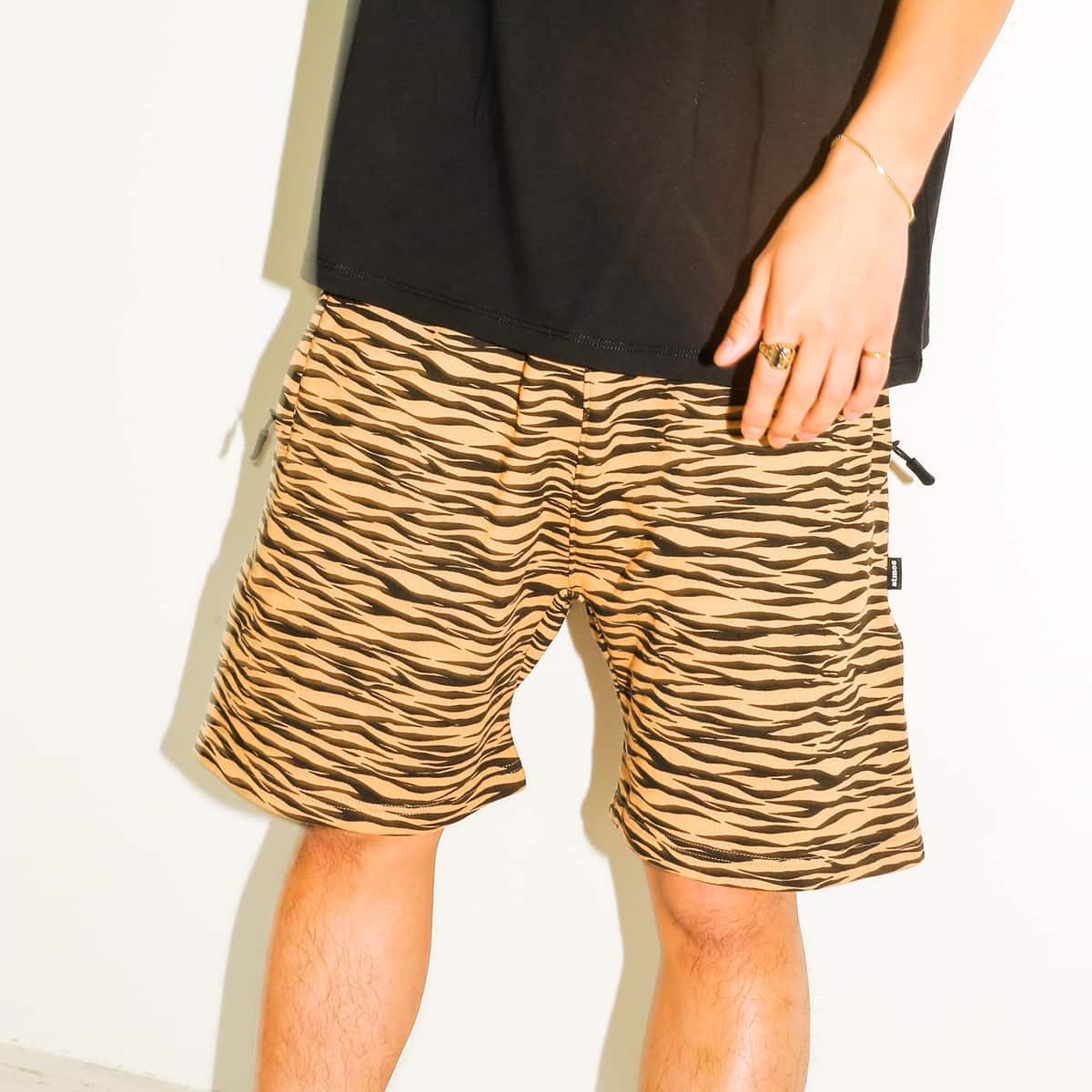 atmos x RUSSELL ATHLETIC SWEAT SHORTS TIGER 21SP-I_photo_large