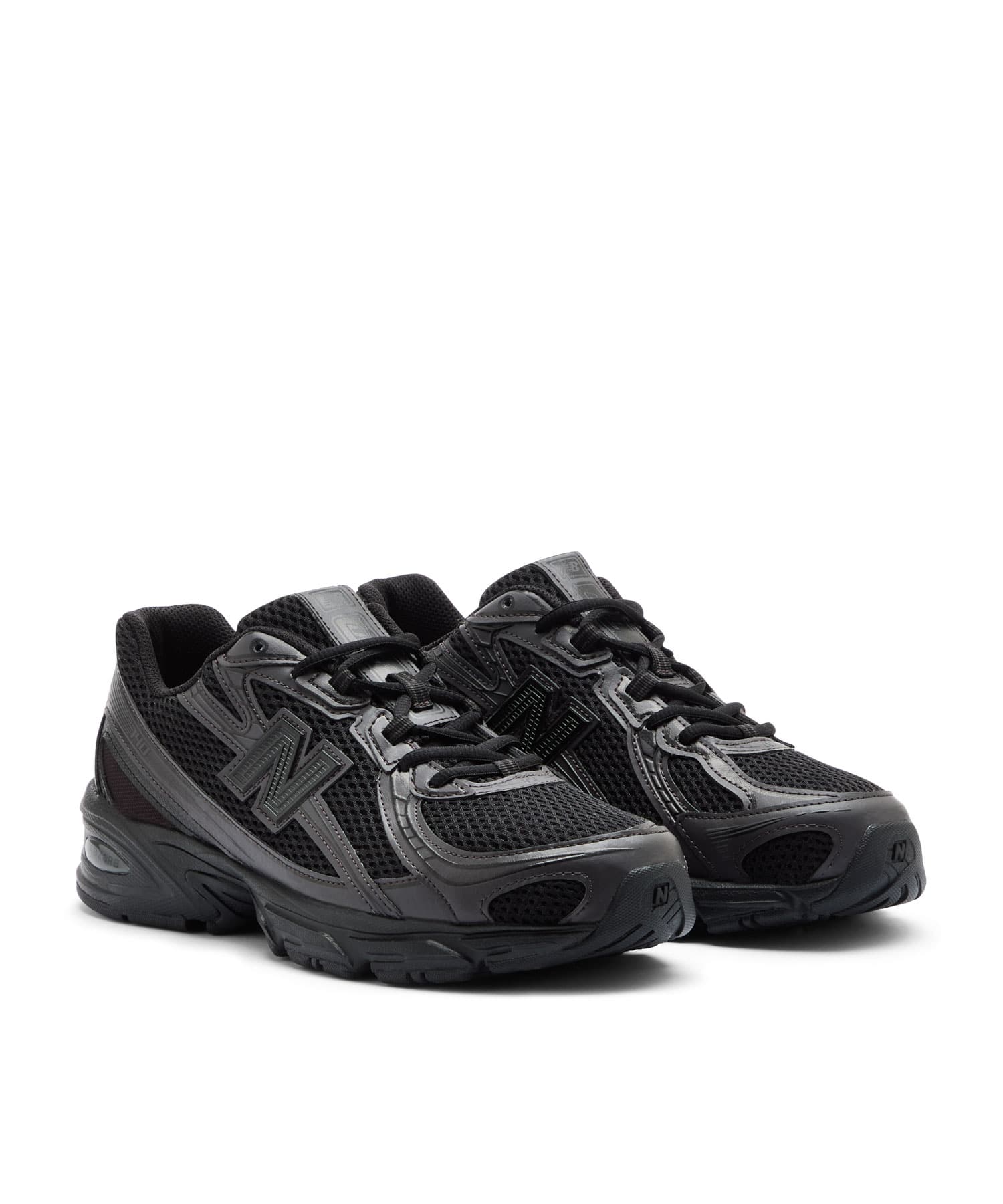 New Balance U740BO2 BLACKのメイン画像