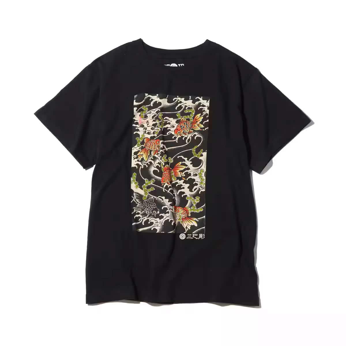 UBIQ THREE TIDES TATTOO × UBIQ “IREZUMI” T-SHIRT (Kingyo) Designed by NAMIBLACK のメイン画像