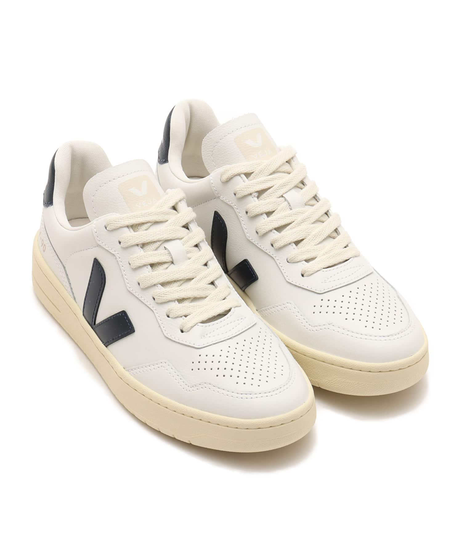 VEJA V-90 EXTRA-WHITE NAUTICO(ベジャ ブイ90-ホワイト VEJA V-90 EXTRA-WHITE NAUTICO(ベジャ ブイ90-ホワイト