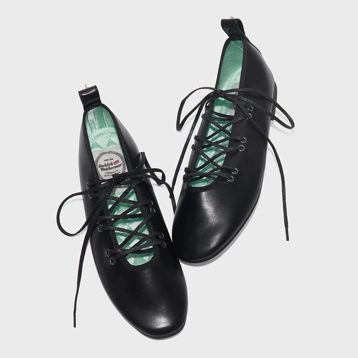ROCKFISH WEATHERWEAR BELLA LACEUP FLAT PU SILVER（ロック