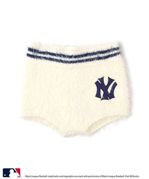 atmos pink MLB Shaggy Knit Short Pants WHITE - ホワイト