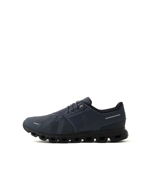 On Cloud 6 M