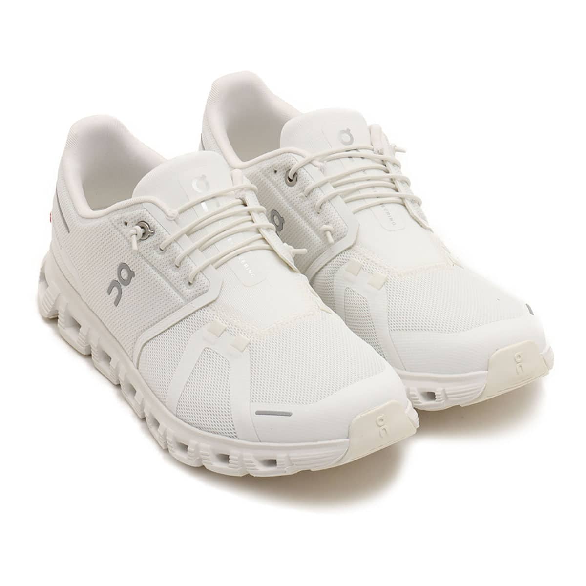 On Cloud 6 M White | White