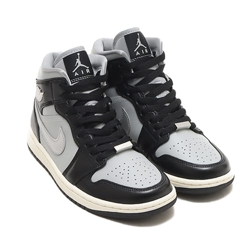 JORDAN BRAND WMNS AIR JORDAN 1 MID SE BLACK/METALLIC SILVER-LT 