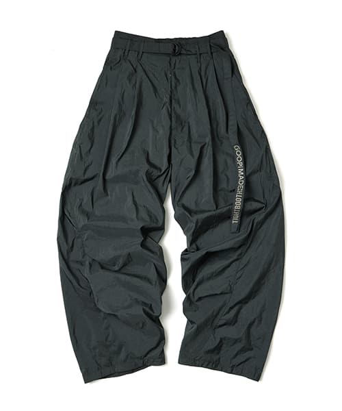 GOOPiMADE x TIGHTBOOTH SP_Strap Baggy Slacks OLIVE グーピーメイド x タイトブース SP ストラップ バギー スラック オリーブ