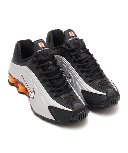 NIKE SHOX R4 BLACK/VAST GREY-BRIGHT MANDARIN