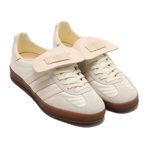 adidas GAZELLE INDOOR FOOT INDUSTRY OFFWHITE/OFFWHITE/SANDSTRATA 23FW-S