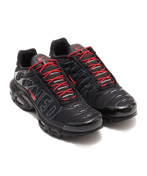 NIKE AIR MAX PLUS