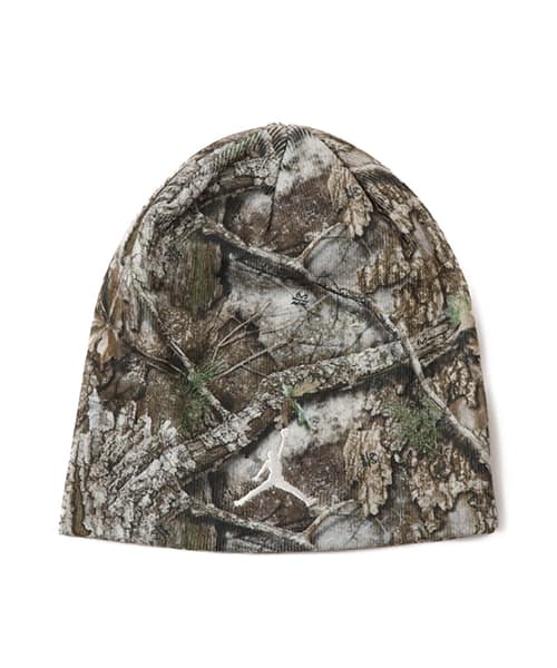 JORDAN BRAND U J PEAK BEANIE BRK RLT GFX WHITE/SAIL - ホワイト