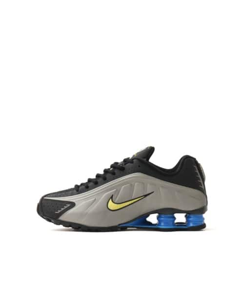 NIKE SHOX R4