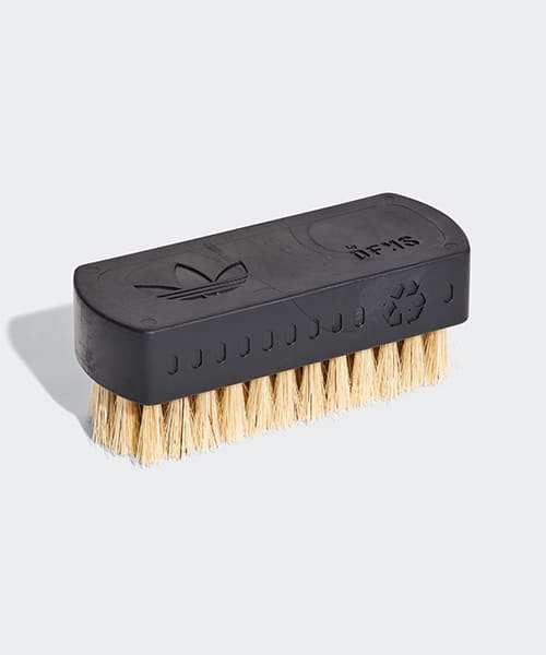 adidas Originals Premium Brush by DFNS BLUE