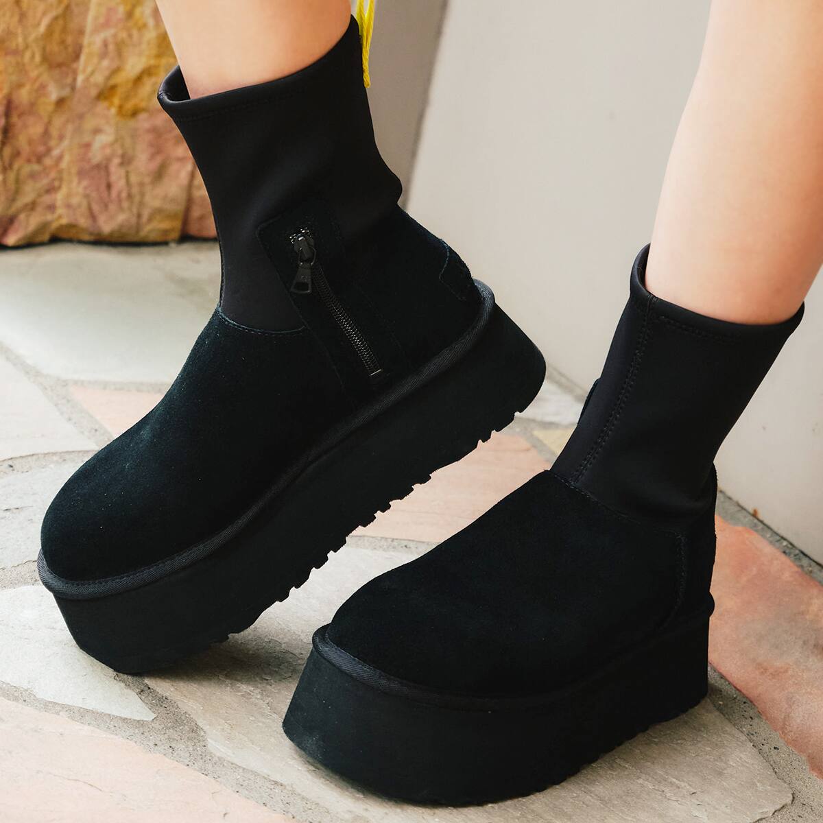 UGG CLASSIC DIPPER BLACK 23FW-I